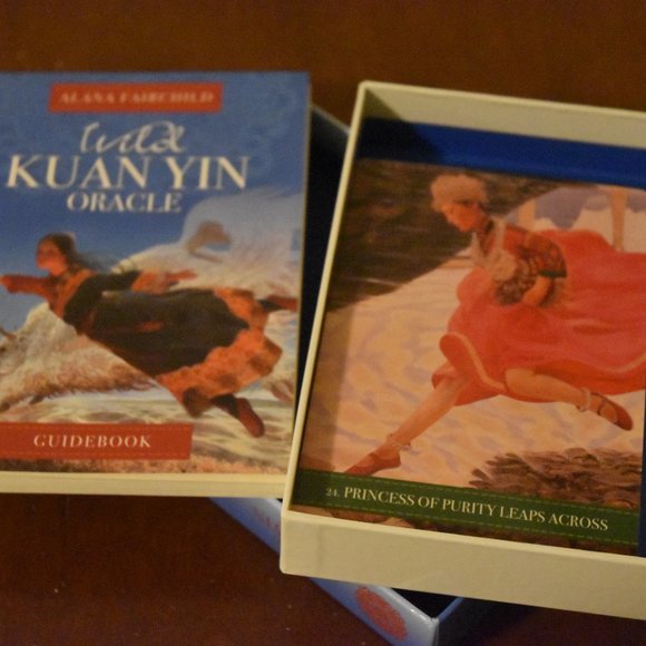 Wild Kuan Yin Oracle | Deck + Guidebook - Picture 2 of 4